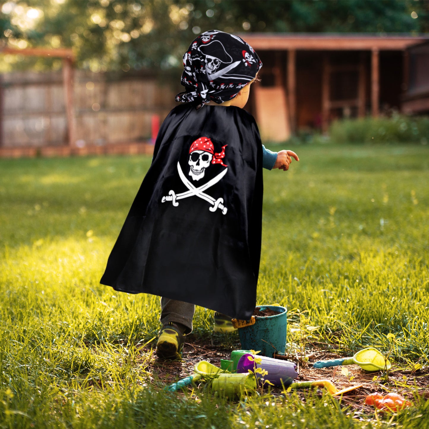 Pirate Costume Set With Eye Patch, Head Scarf, Cape & Tattoo – Carnival & Halloween Costume – Full-Evening Party Outfit & Party Accessories Set