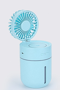 Multifunctional USB Charging Cooling Spray Humidifying Water Desktop Shaking Head Fan