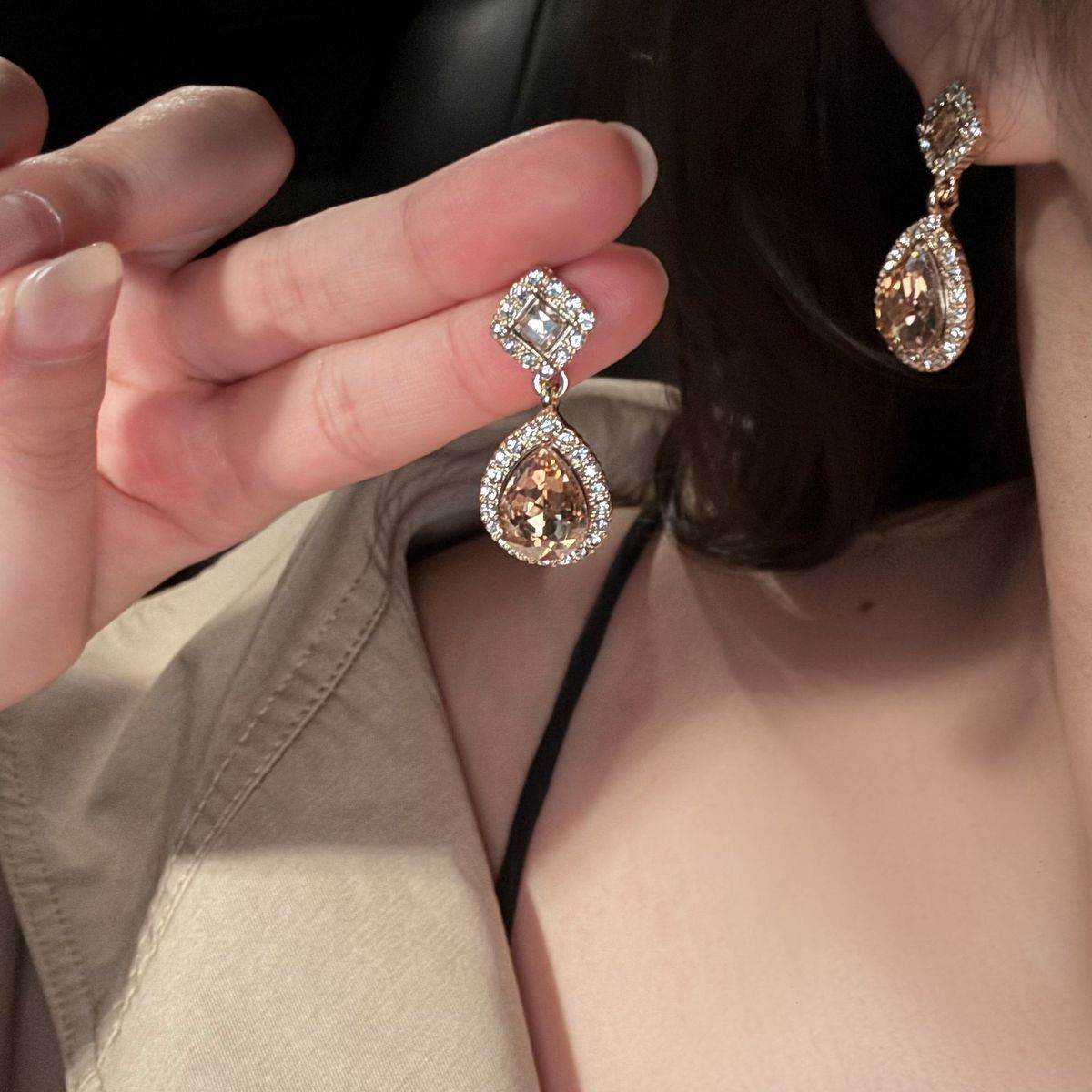 S925 Silver Super Sparkling Paved Rhinestone Teardrop Earrings For Women, Korean Personalized Versatile Drop Earrings, European American Exaggerated Stud & Clip On Ear Jewelry