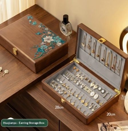 Solid Wood Jewelry Storage Box Dedicated Organizer And Display Case For Rings Necklaces And Earrings