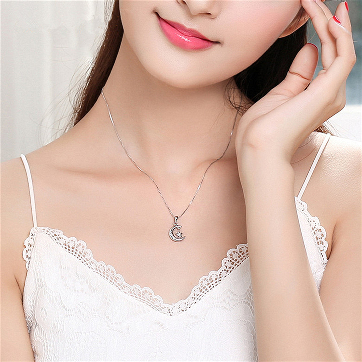 Simple Star And Moon Smart Pendant Clavicle Chain