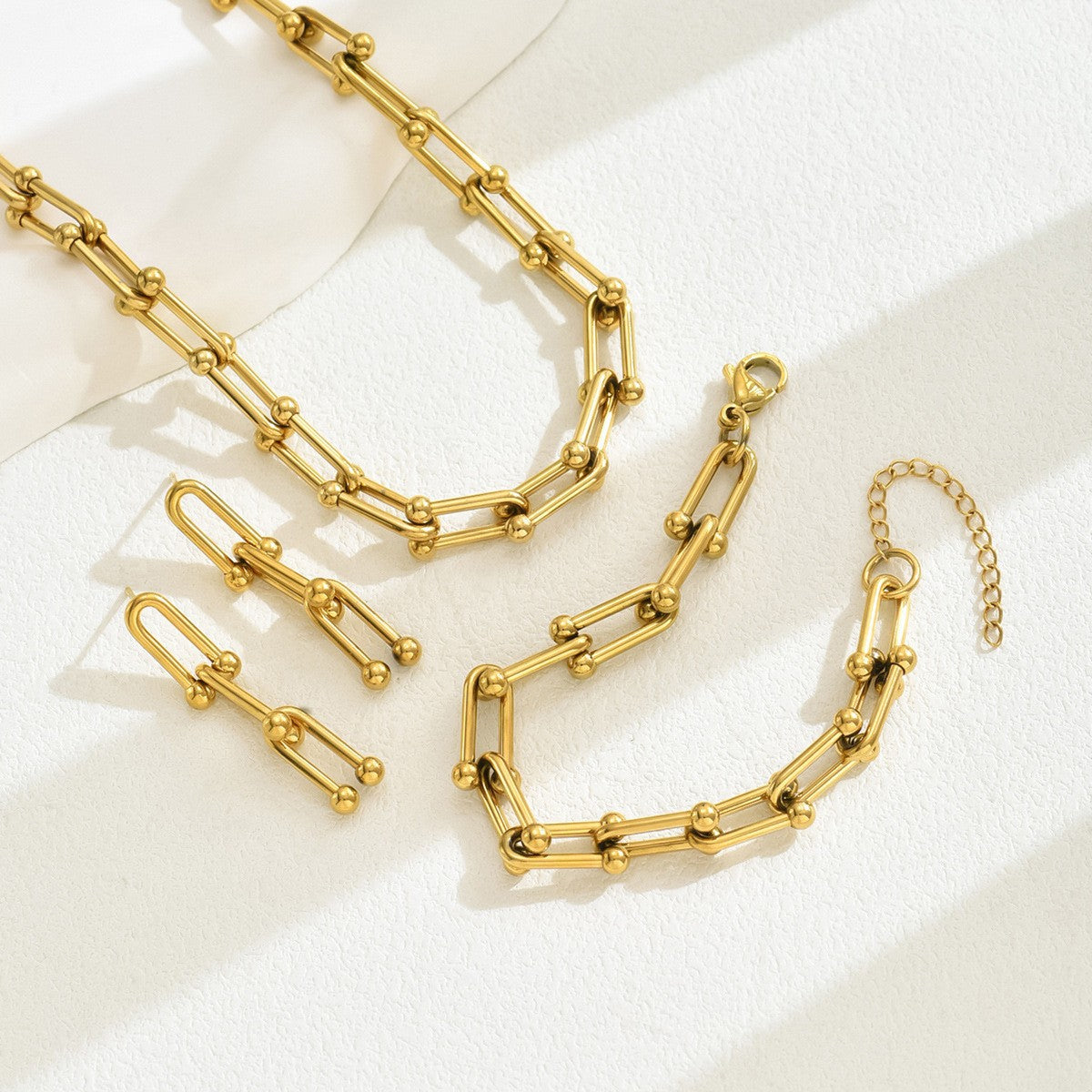 Cross-Border European Style Jewelry Set For Women, Minimalist U-Shaped Horseshoe Buckle Spliced Necklace Earrings Bracelet, Versatile Fashion Jewelry Wholesale