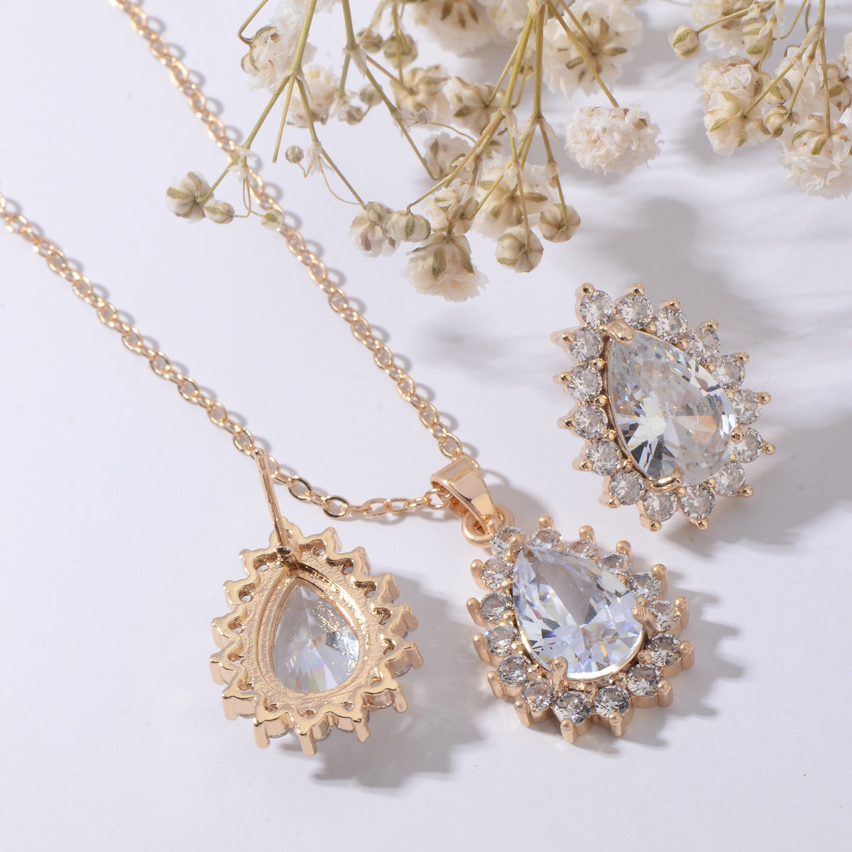 Sparkling Zircon Earrings And Necklace Set, Elegant And Exquisite Full Diamond Jewelry Set, Dress Accessories For Women, Light Luxury