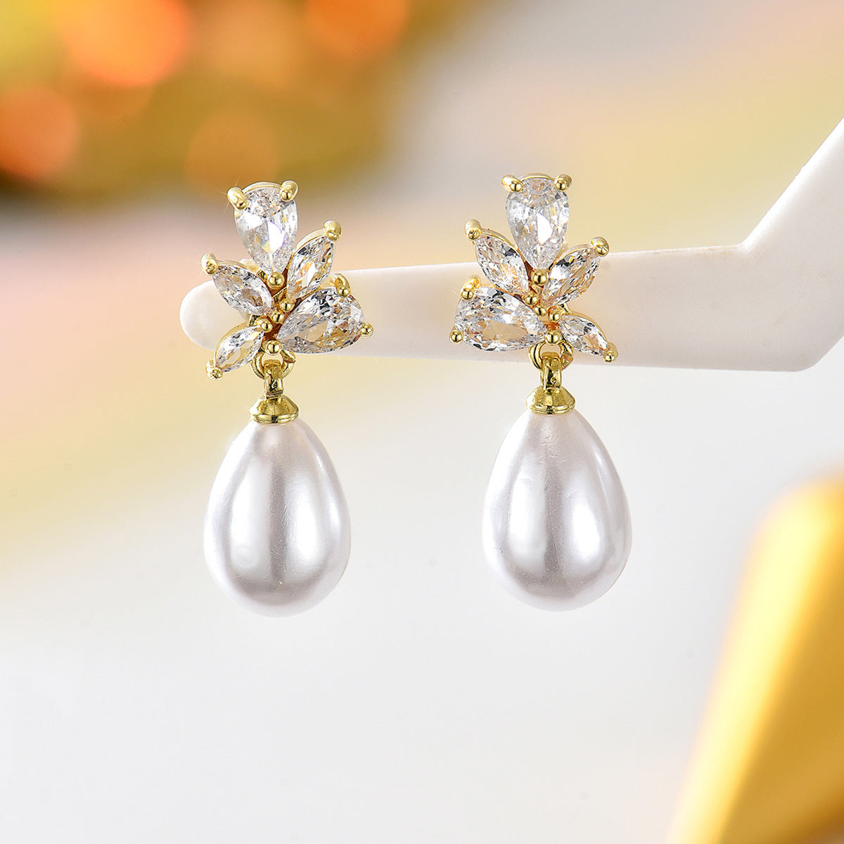 Cross-border European American Women Earrings, Geometric Forest Leaf Design Stud Earrings Inlaid Cubic Zirconia & Faux Pearl, Versatile Daily Ear Accessories For Ladies