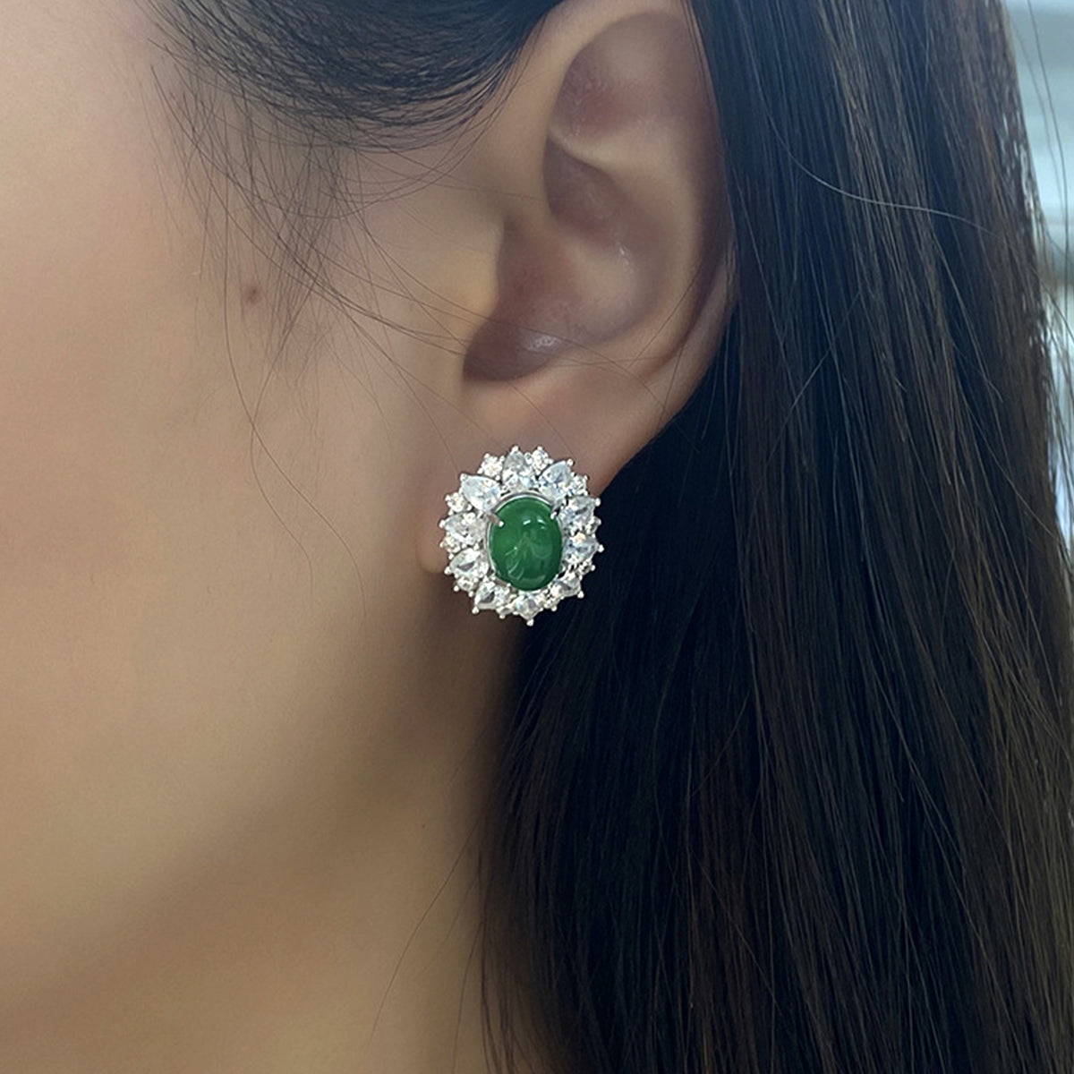 S925 Sterling Silver Halo Stud Earrings, 9x7mm Oval Green Chrysoprase, Platinum Plated 6.6g Elegant Earrings With Fashion Gift Box