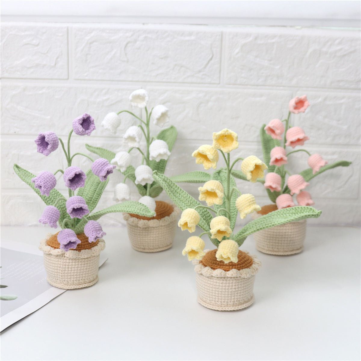Hand-Crocheted Lily-Of-The-Valley Potted Plants For Home Decoration, Holiday Gifts, And Yarn-Woven Artificial Flower Arrangements