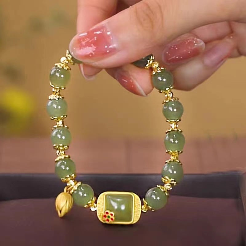 New Chinese Style Square Sugar Lotus Beaded Bracelet Female Light Luxury Niche Design Exquisite Girlfriends Bracelet Lucky Beads For Girlfriend