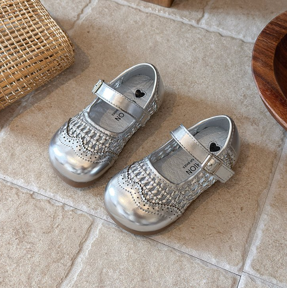 2026 Spring Summer New Korean Style Girls Hollow Out Leather Sandals, Woven Style Princess Shoes, Kids Soft Sole Breathable Versatile Flats