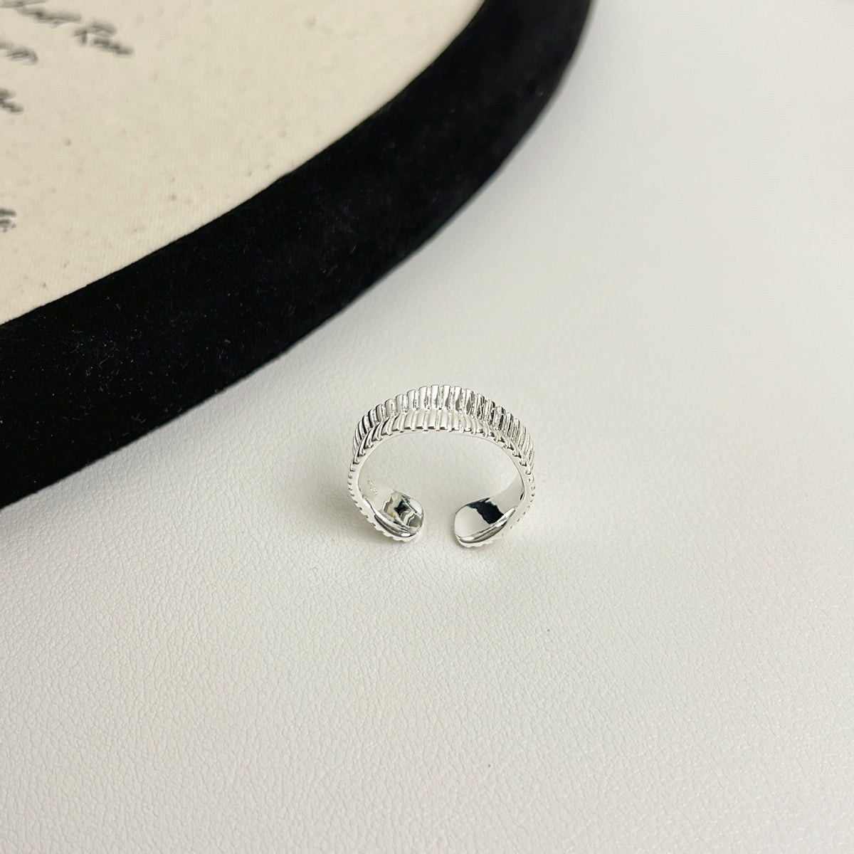 S925 Unique Premium Anti-fade Fashion Finger Jewelry