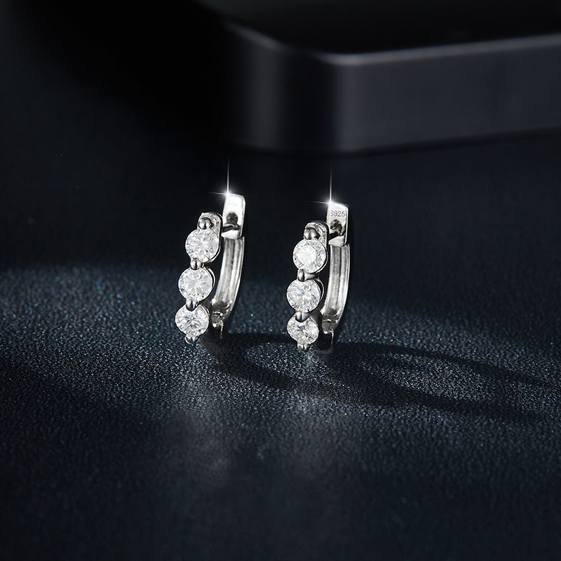 S925 Sterling Silver 3-Stone Moissanite Hoop Earrings For Women Round Cut Huggie Hoop With GRA Certificate Platinum Plated Jewelry Gift Box Set