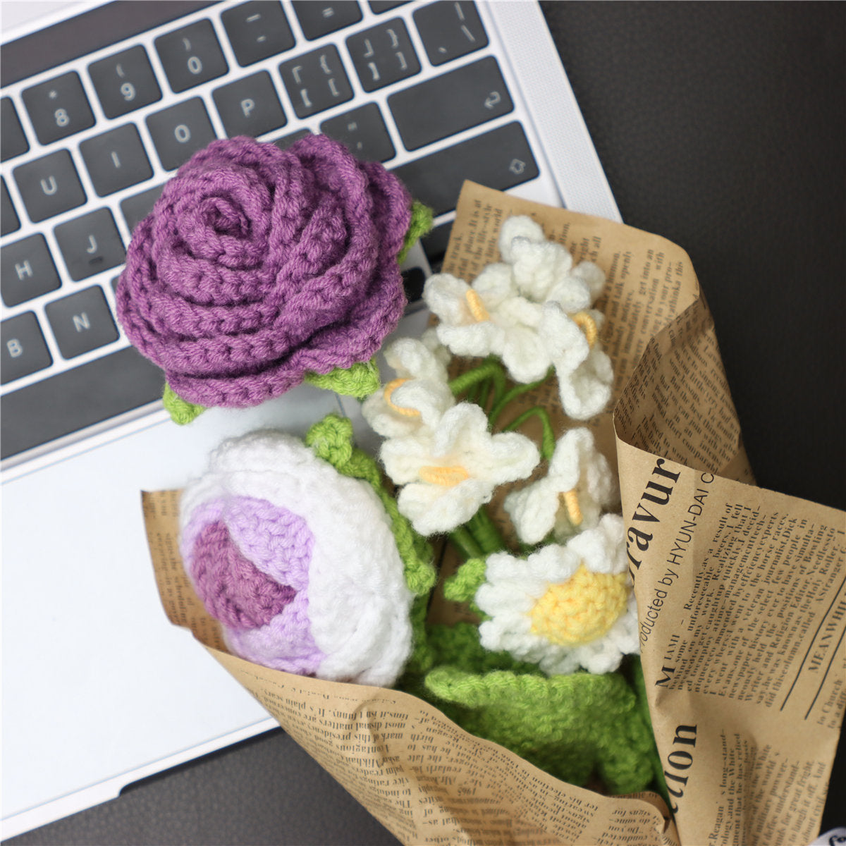 Handmade Crochet Flower Bouquet With Newspaper For Birthday,wedding,party Gift
