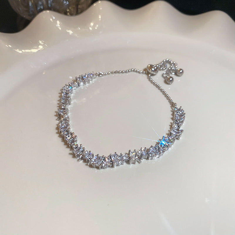 Western Style Cubic Zirconia Love Heart Bangle Exquisite Luxury Bracelet Chic Niche Fashion Jewelry