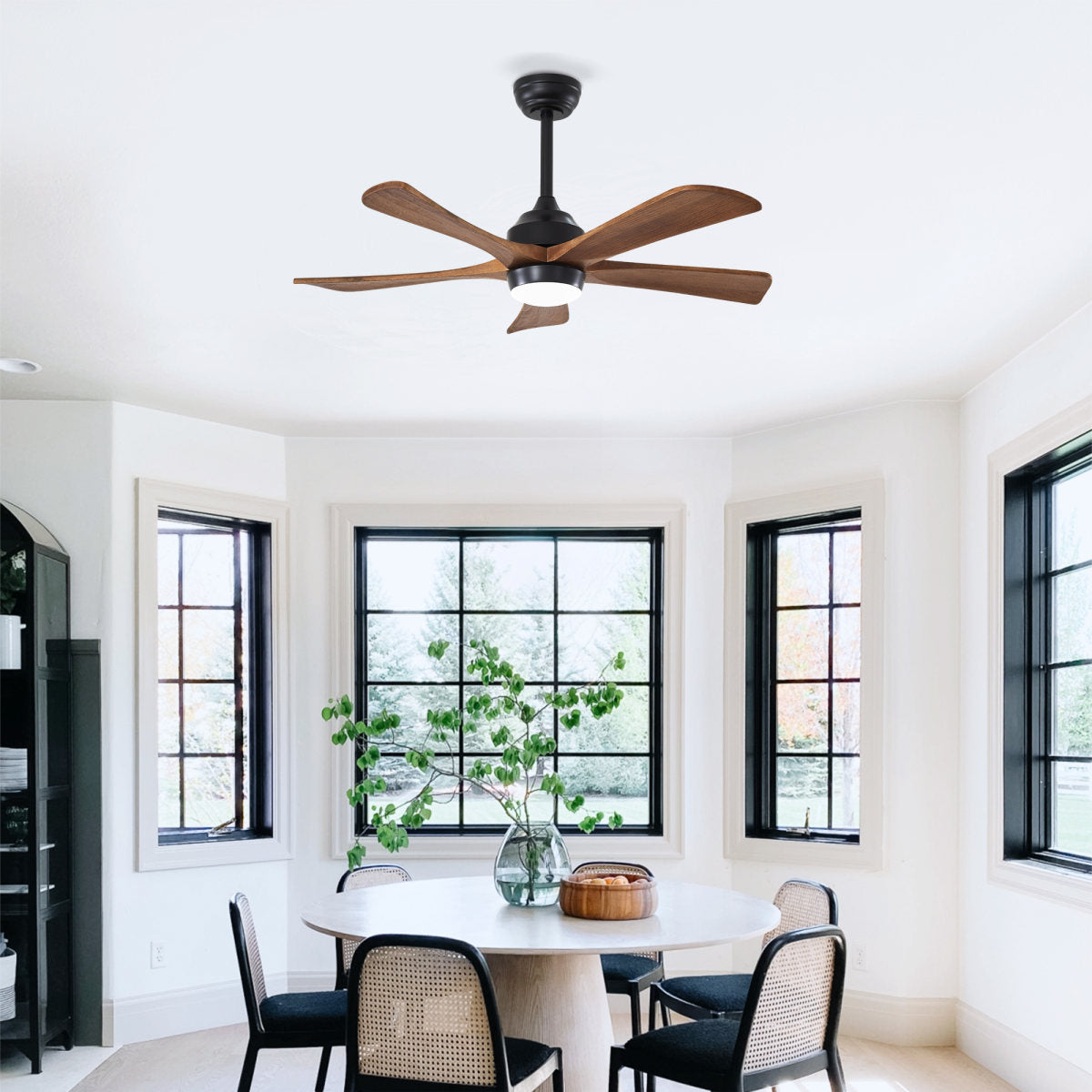 42 5PCS Solid Wood Blades Ceiling Fan With Lights Remote Control,Quiet DC Motor 5 Blade Ceiling Fans 6 Speed Levels,Reversible Ceiling Fan,for Patio Living Room, Bedroom, Office,Indoor. Matte Black