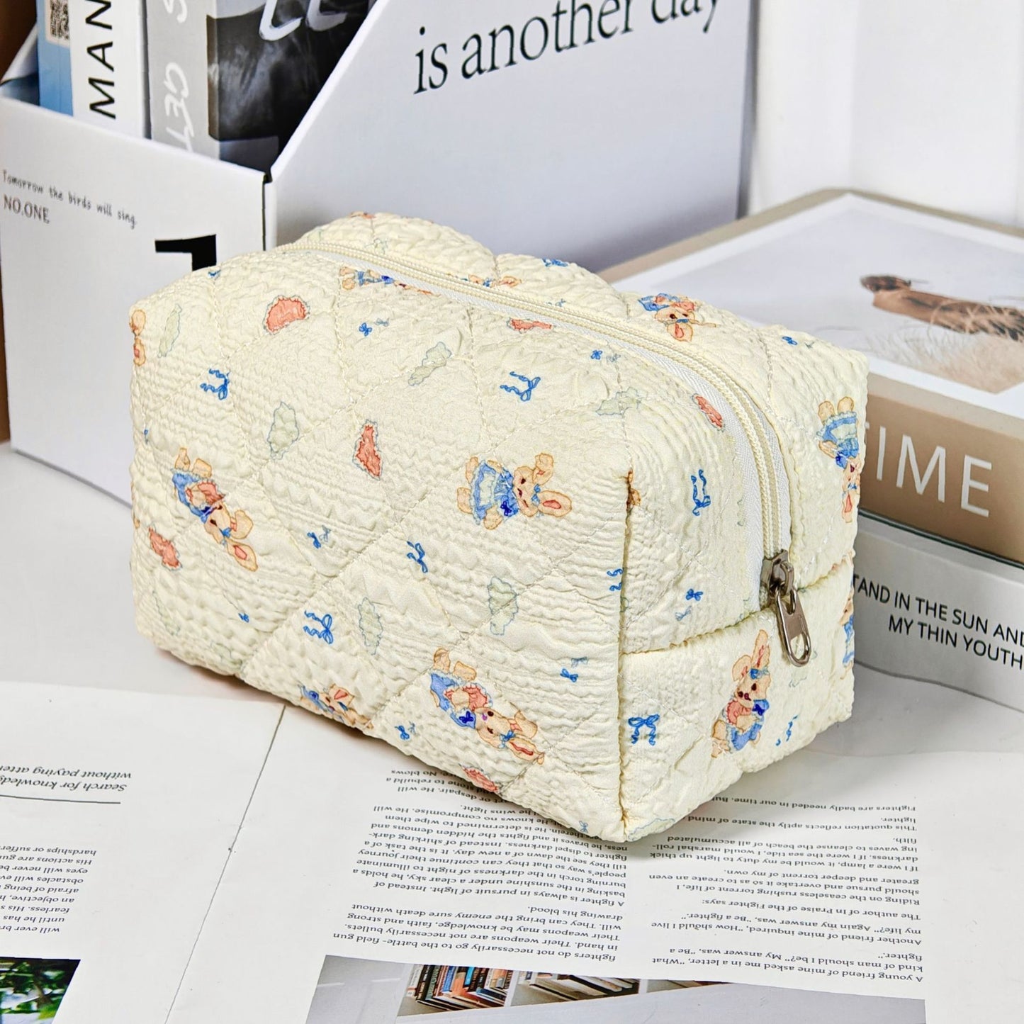 Printed Quilted Makeup Large Capacity Portable Toiletry Bag For Travel