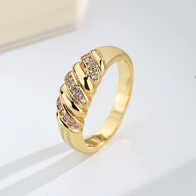 Ring Women's Bare Body Simple Design