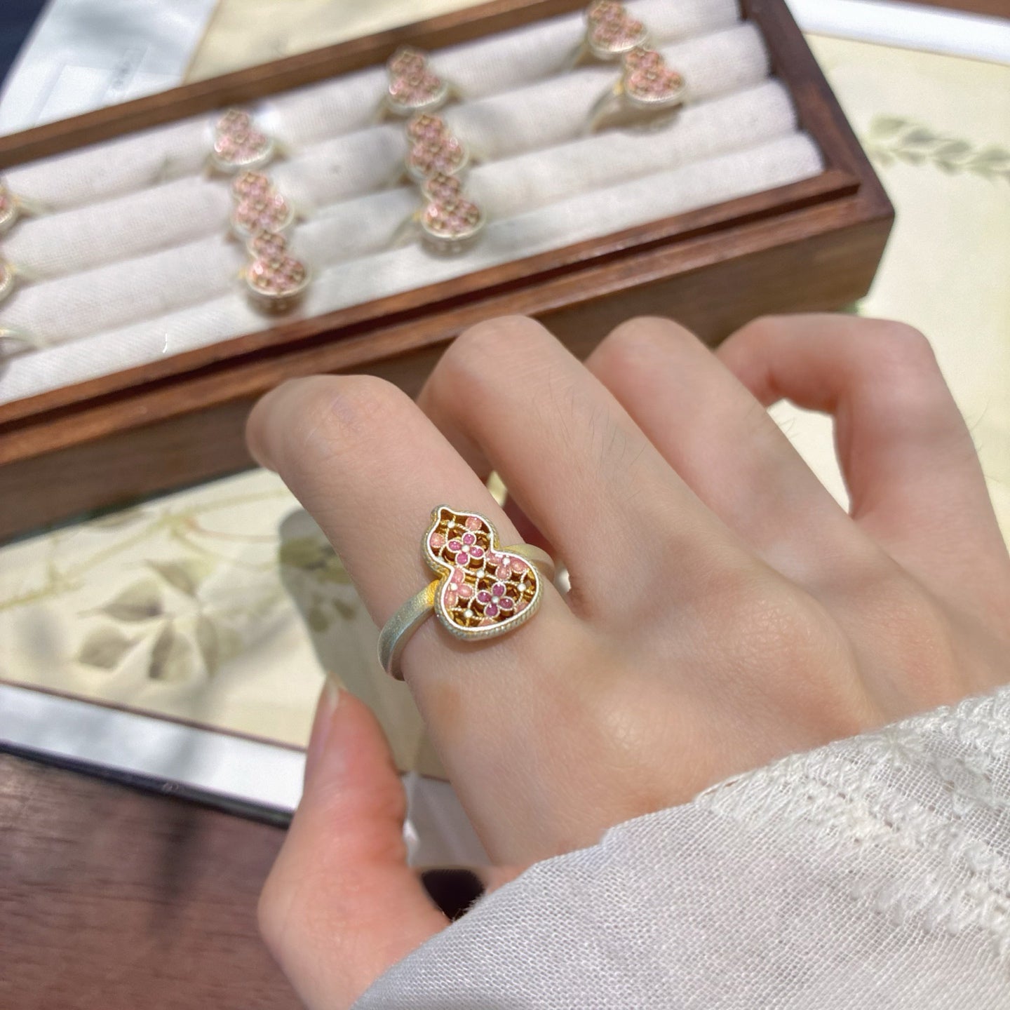 1pcs 999.9 Sterling Silver Gold-Plated Enamel Gourd Ring, Luxury Retro Style, Ideal For Birthdays & Holiday Gifts