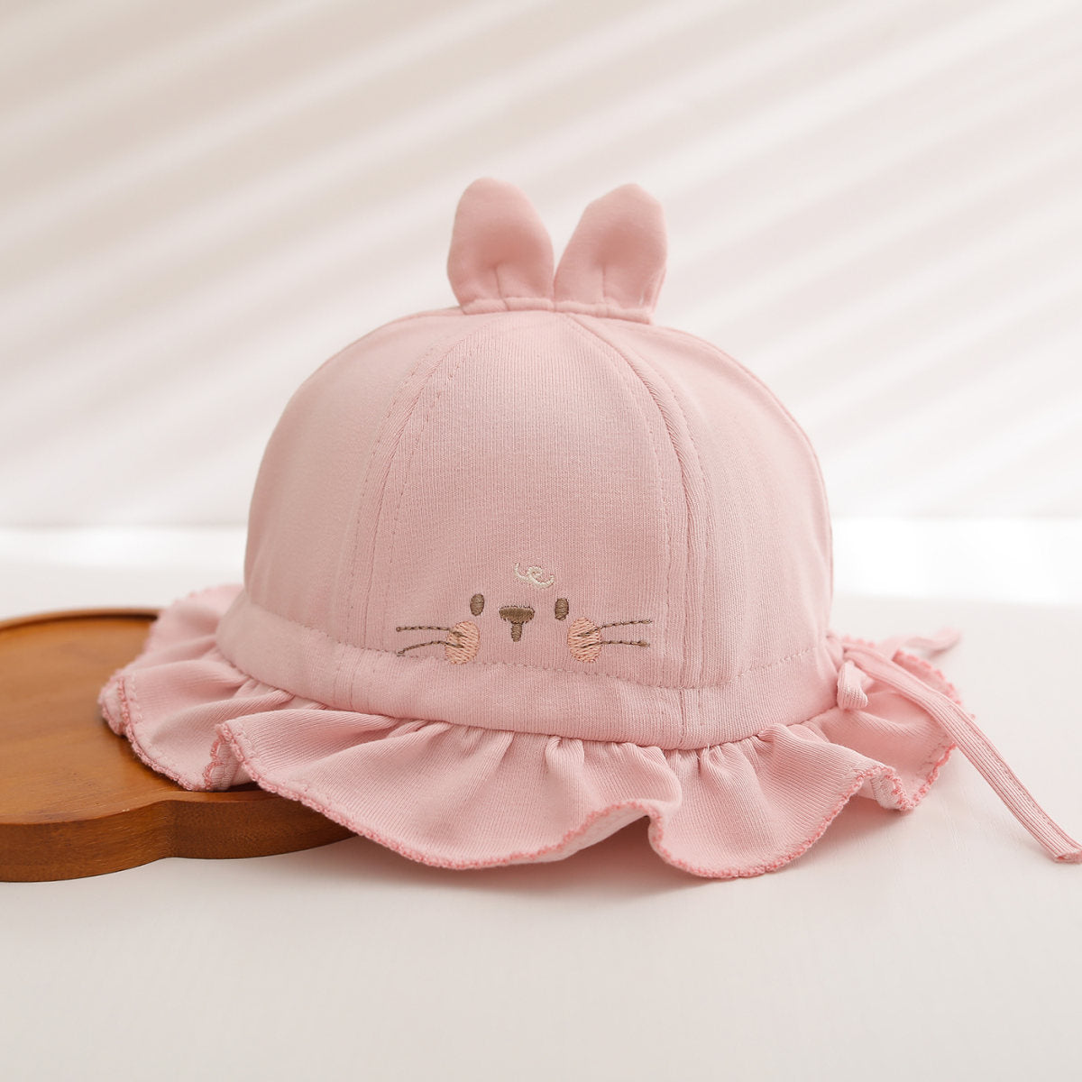 Children's Rabbit-ear Headband Featuring A Cartoon Rabbit Face, With Good Breathability And Cute And Playful Style. Suitable For Babies Aged 0-2 For Outdoor Activities.