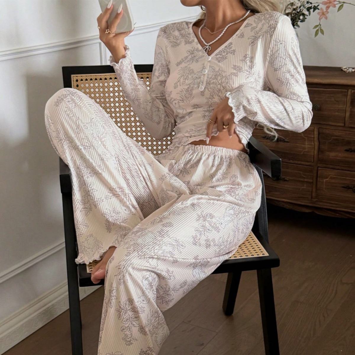 Womens Long-sleeve Full-length Pants Premium Loungewear Set