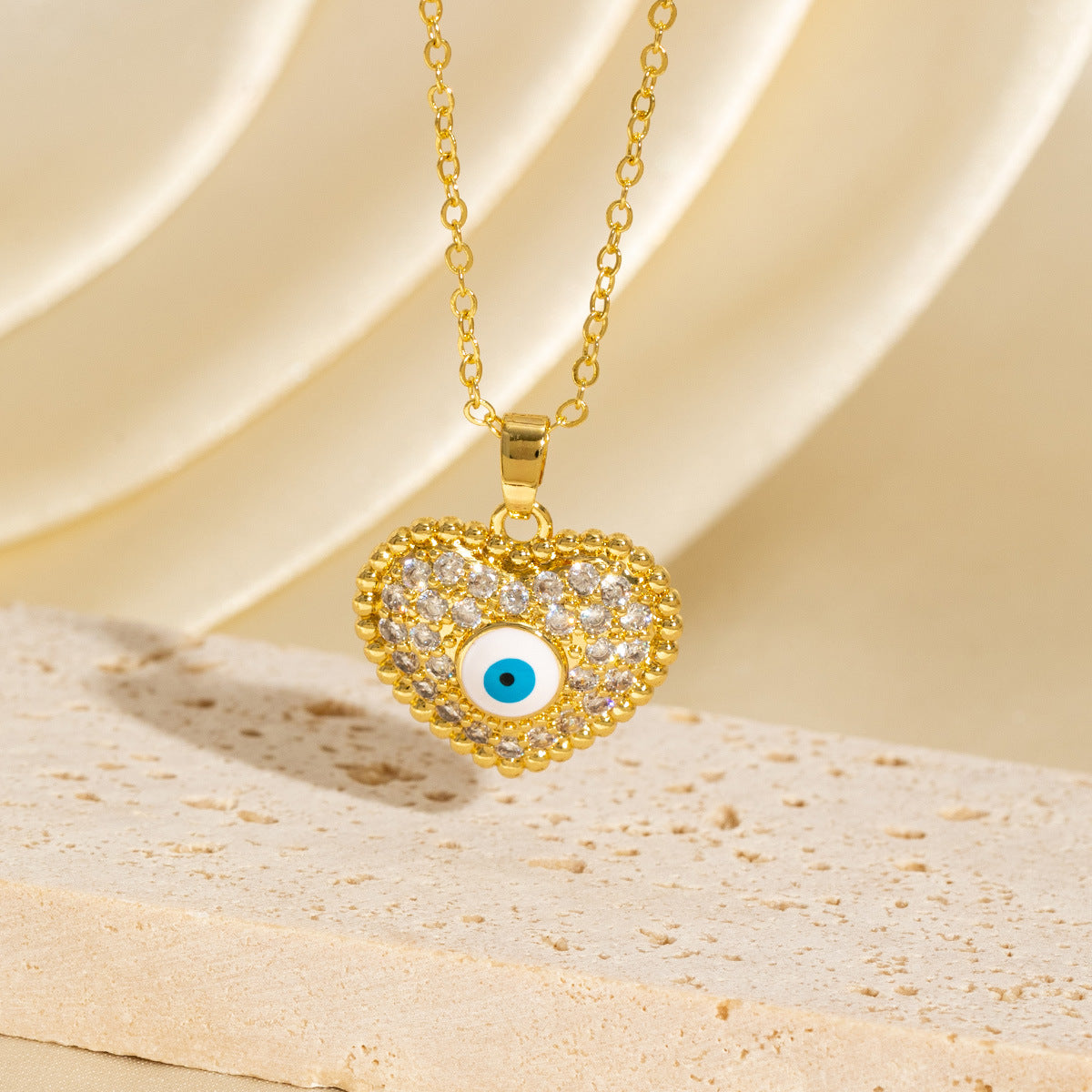 Niche-designed Heart Necklace With Accessories