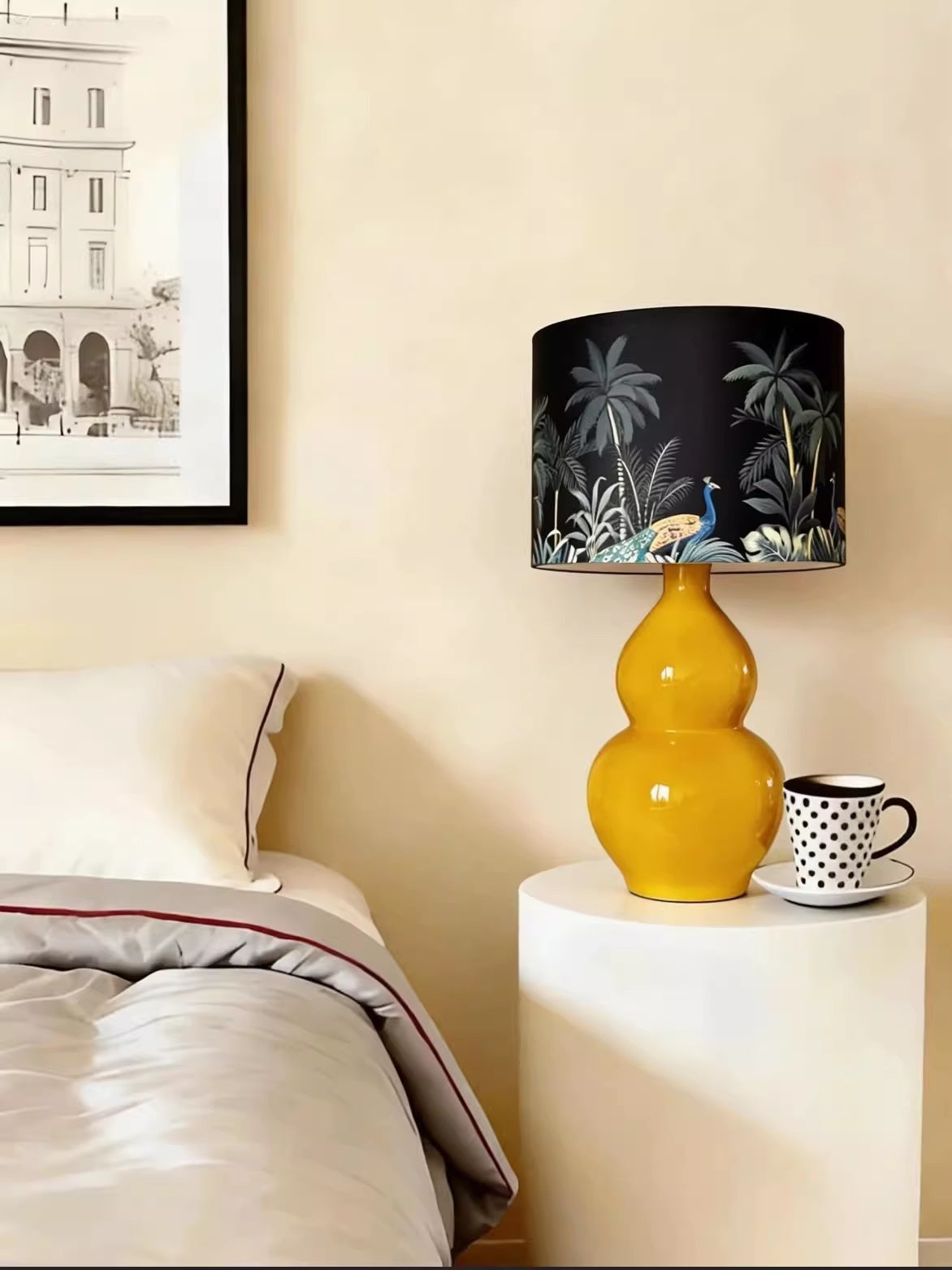 French-style Smart Remote-Controlled Table Lamp