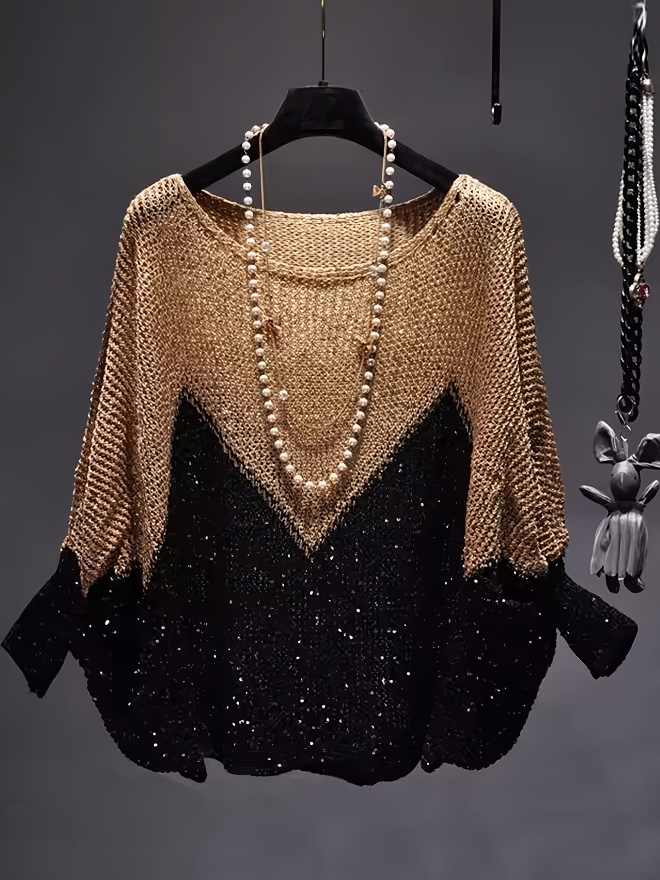 New Style Hip-covering Relaxed-fit Knitted Bottoming Top Color-block Fashion Top