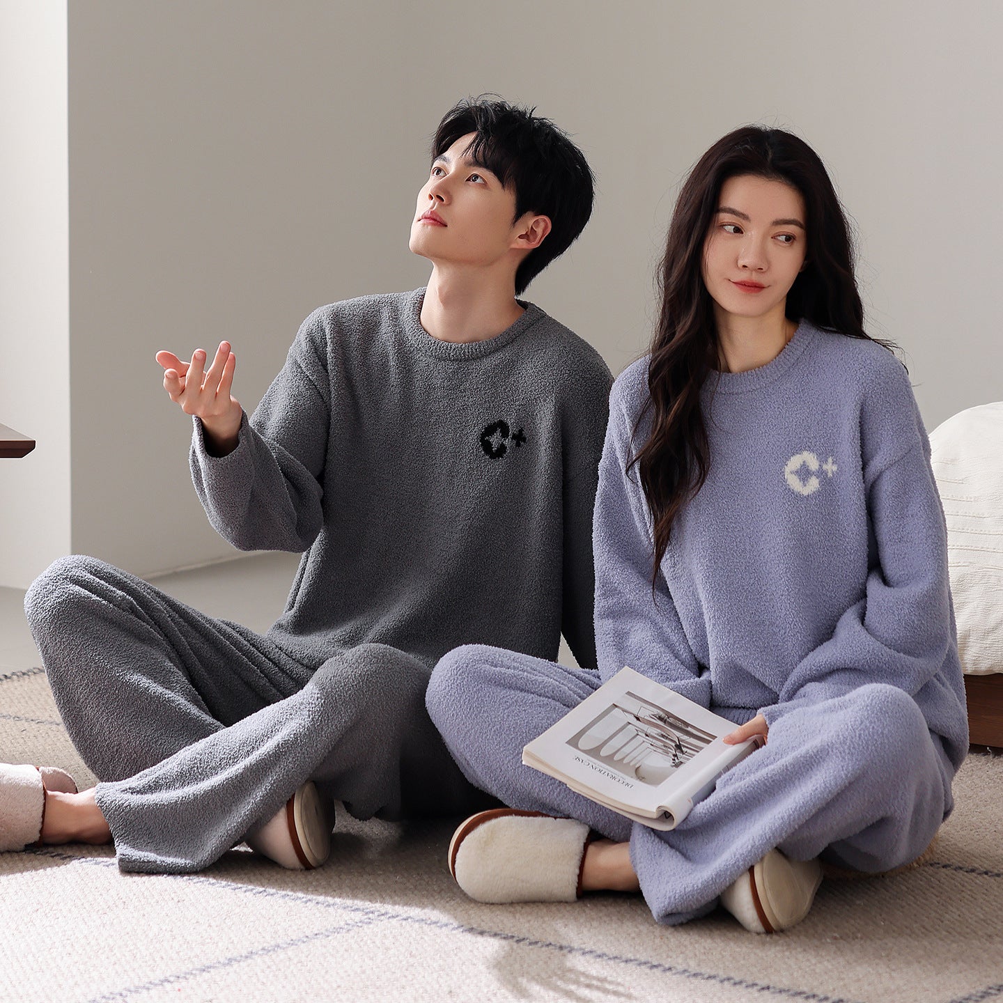 Half Velvet Explosions Men's Korean Round Neck Home Service Suit