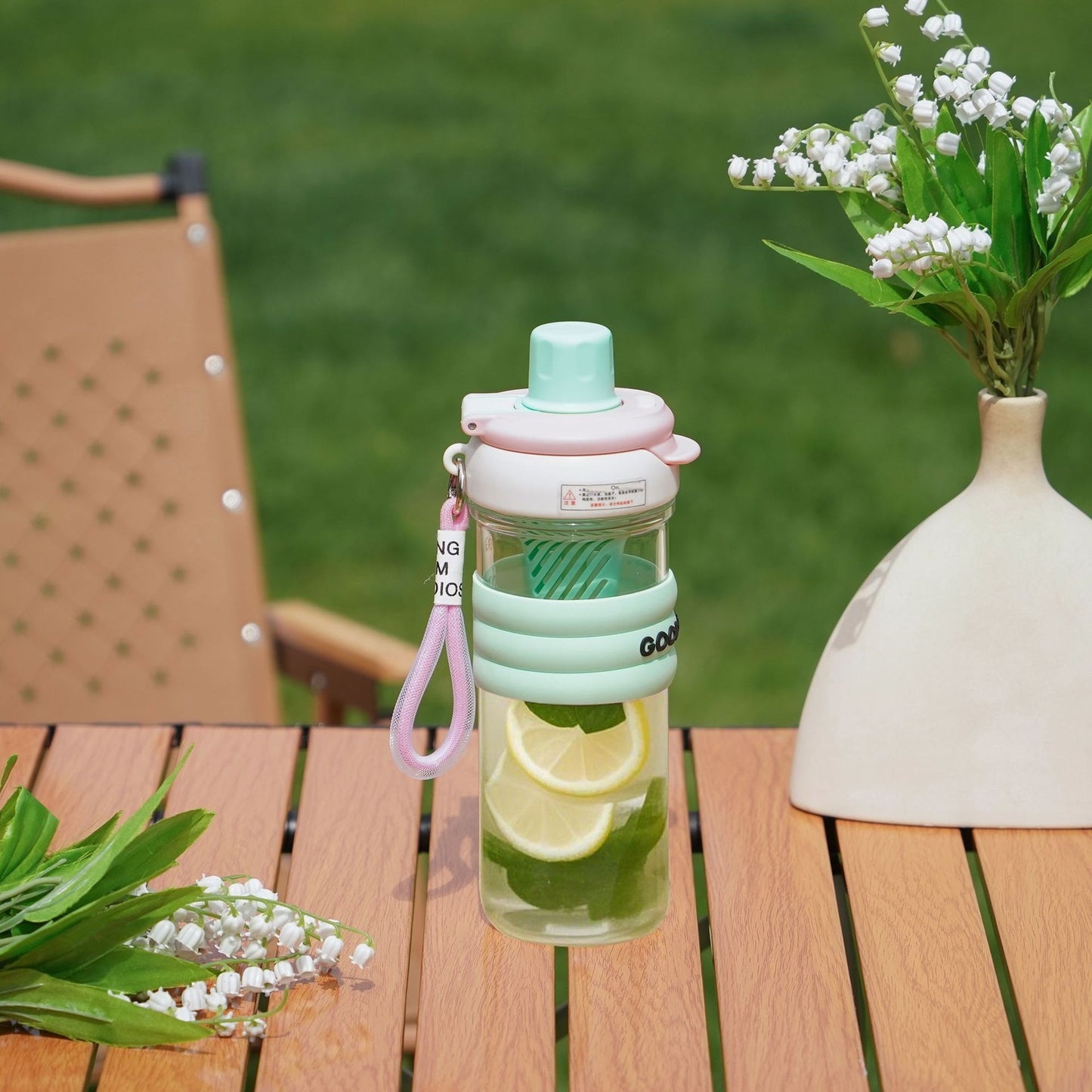 700ml High-Borosilicate Glass Cup With Straw Single-Walled Heat-Resistant Tea-and-Water Separator