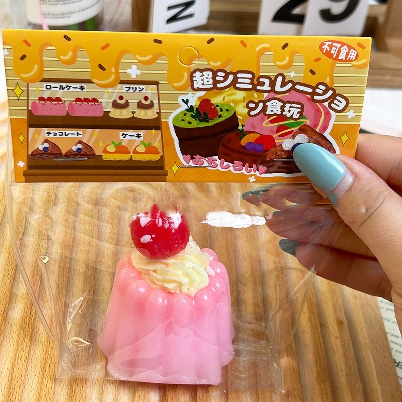 Decompression Simulated Cake Squeeze Toys Vent
