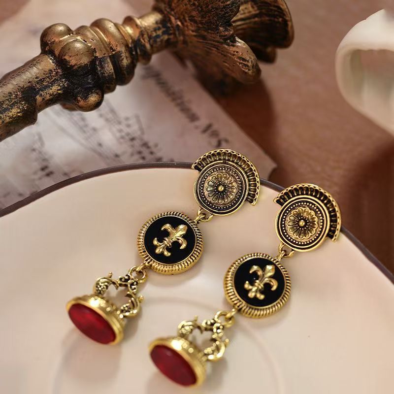 Classic Diamond Pendant Earrings For Women Geometric Retro Studs CZ High End Fashion Gift