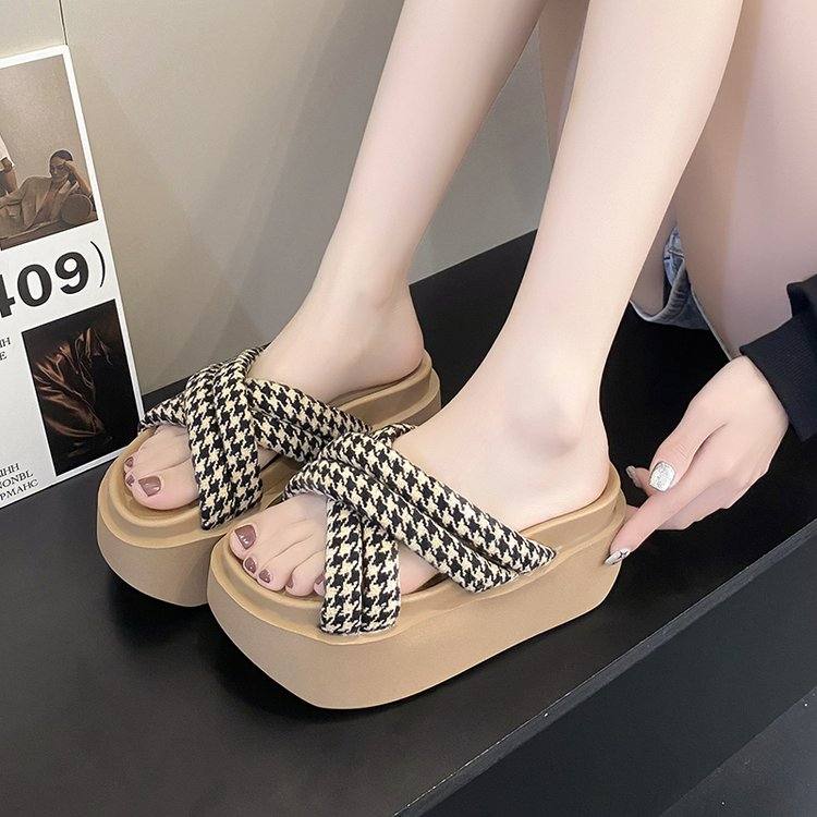 Women's Cross Strap Platform Slides With Cloud Cushion, Outdoor Thick Sole Beach Sandals Hot Sale