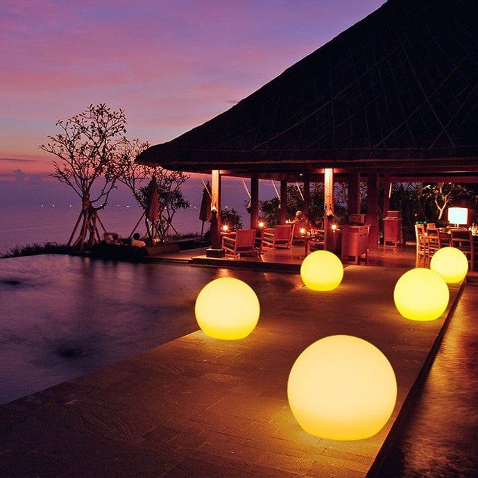Outdoor LED Illuminated Globe Light Colorful Creative Lawn Lamp
