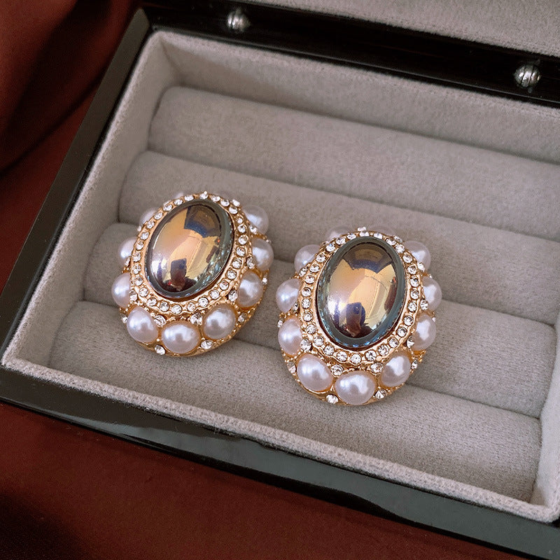 Antique Style Cubic Zirconia Earrings Female Vintage Rhinestone Studs Premium Fashion Gift