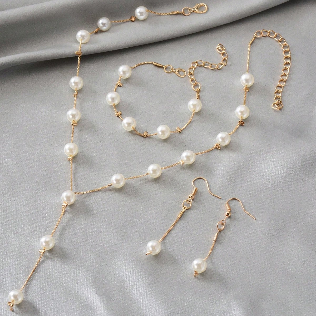 4-piece Imitation Pearl Earrings, Bracelets, Necklace Jewelry Set, Wedding, Party, Vacation Accessories, Mother's Day, Valentine's Day, Wedding Anniversary, Birthday Gifts, Halloween, Christmas Gifts
