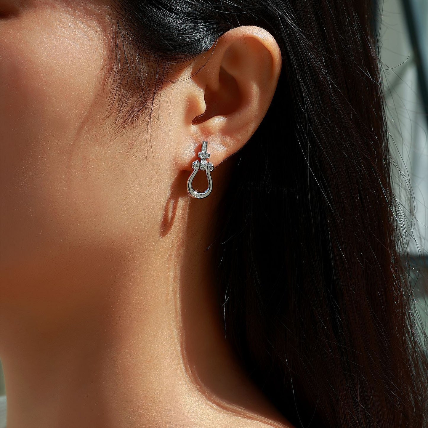 S925 Sterling Silver Cross Horseshoe Earrings, D-VVS1 Moissanite, Platinum Plated 3g, Elegant Women's Jewelry Gift Box Set