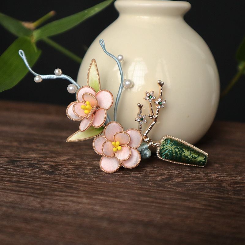 Oriental-style Aesthetic Brooch For Outfit Styling And Accessories
