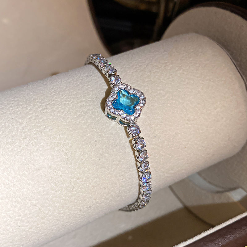 Korean Ins Style Rhombus Zircon Bracelet Dainty Ethereal Bangle Luxury Elegant Premium Wrist Jewelry