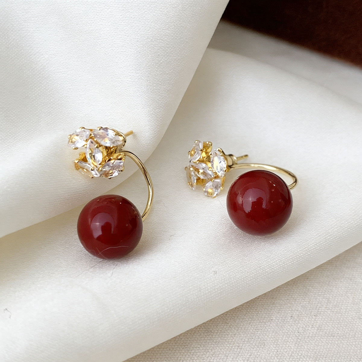 New European American Earrings For Women, Geometric Coco Style Stud Earrings Inlaid Cubic Zirconia With Pearls, Elegant Versatile Ear Jewelry