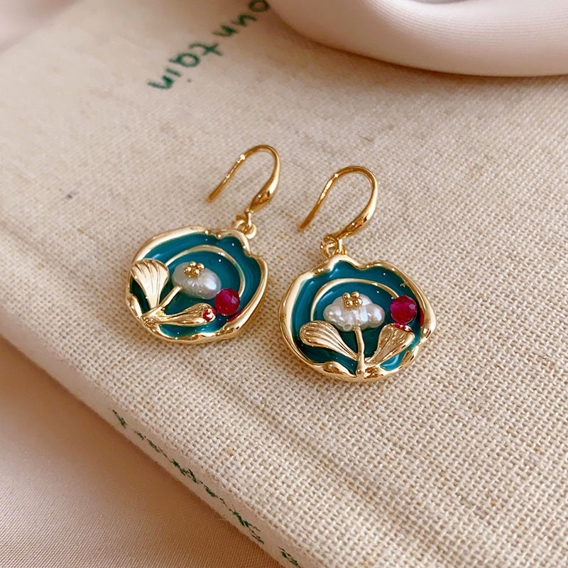 Elegant Vintage Stud Earrings - Ins Trendy Light Luxury, Niche Retro High-End Ear Jewelry, Wholesale Fashion