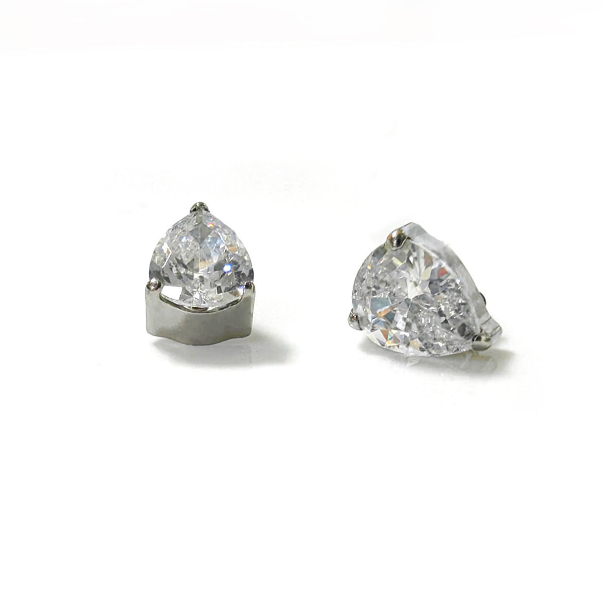 F136 Titanium Alloy Water Drop Ear Studs Tear Drop Zircon Internal Thread Labret G23 Titanium Puncture Ornament Accessories Ear Bone Stud