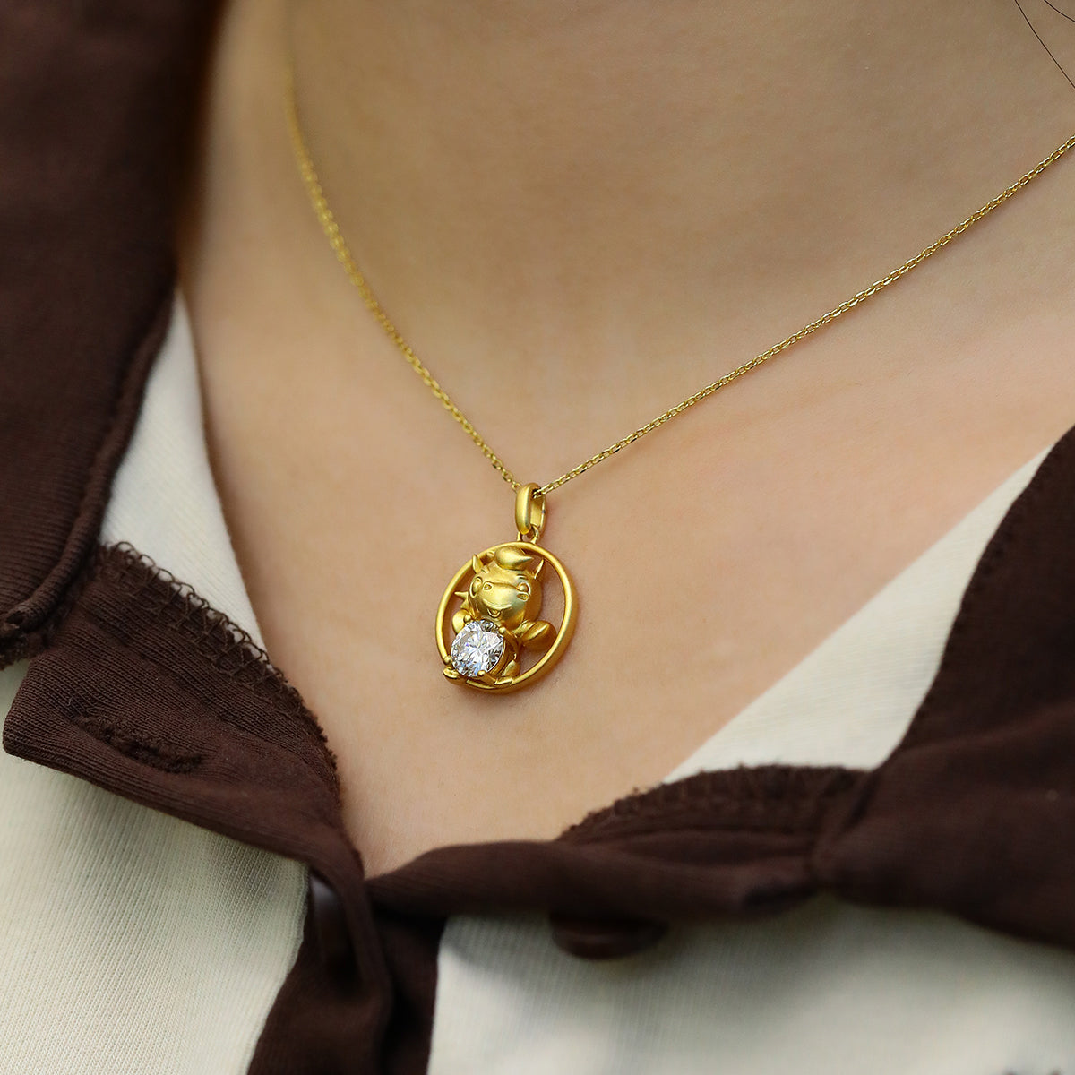 S925 Silver Gold Plated 1ct D Color VVS1 Moissanite Ox Necklace 5g Chinese Zodiac Benmingnian Gift GRA Certified Gift Box