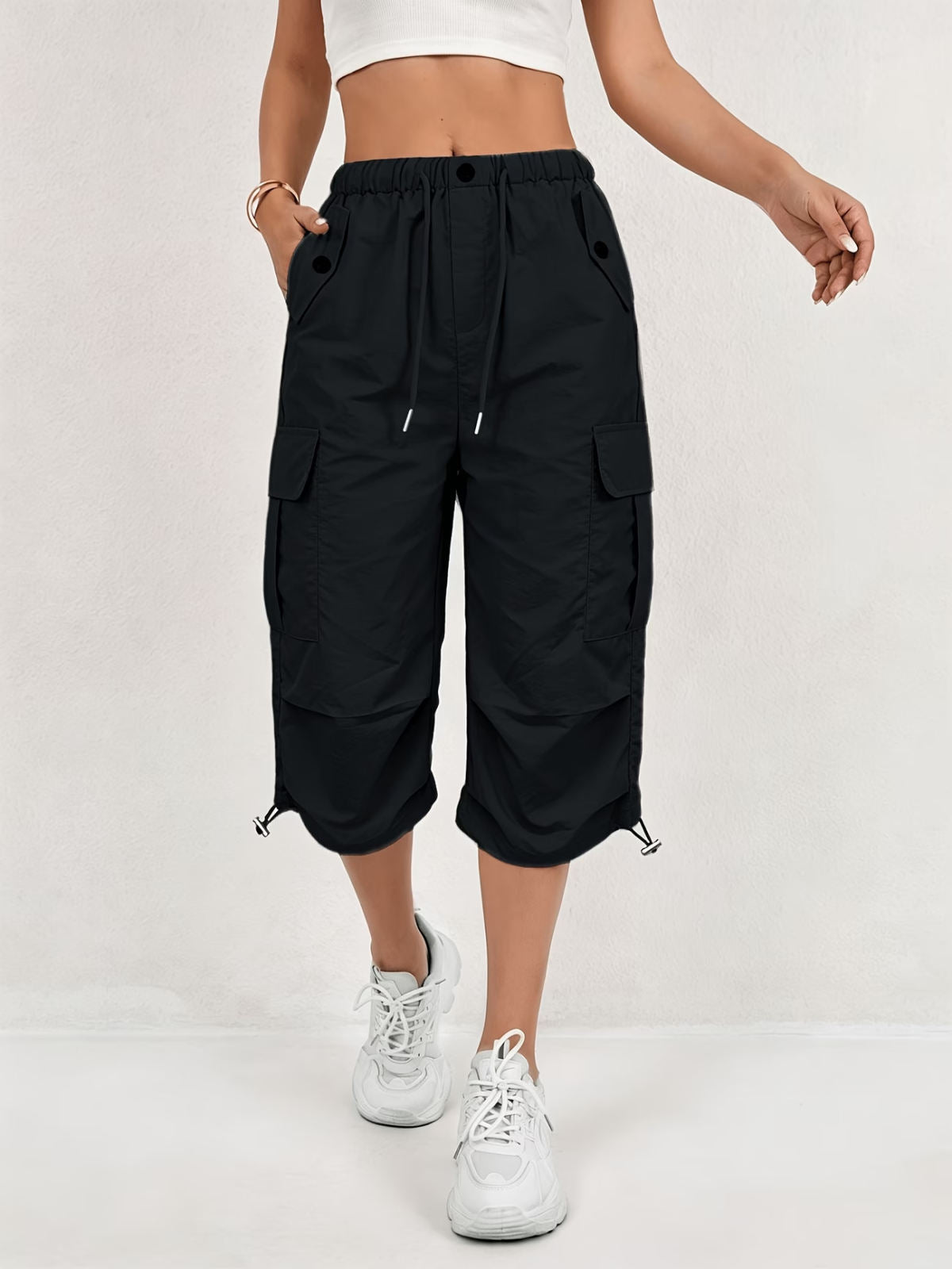 Bestseller Women's Cargo Capri Pants With Multiple Pockets, Lightweight Quick Dry Outdoor Running Athletic Trousers
