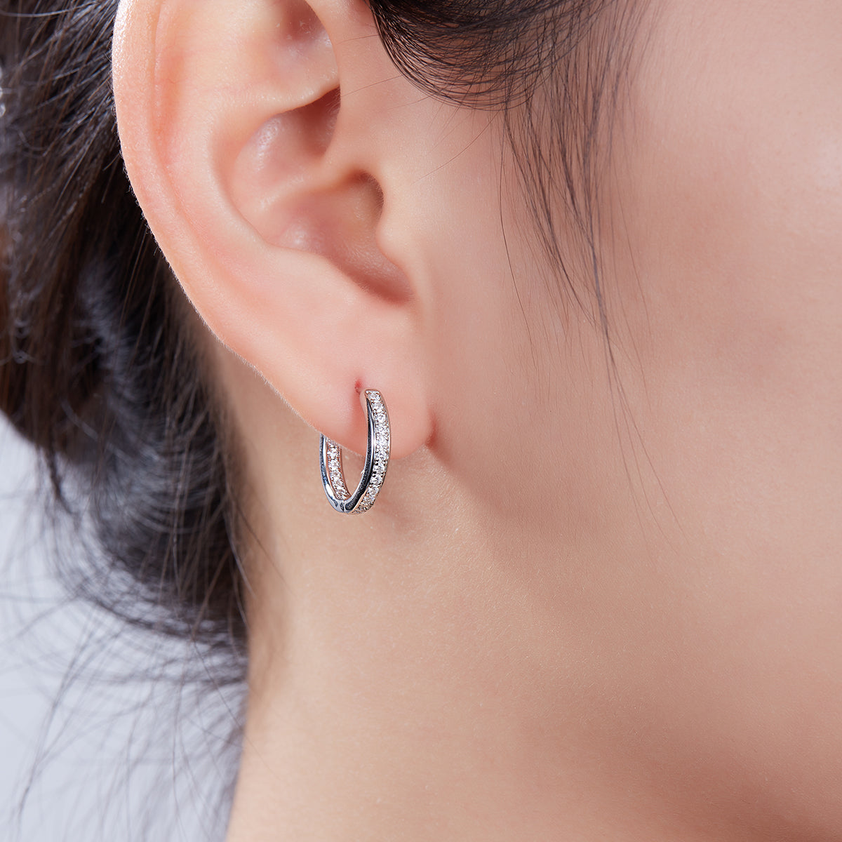S925 Sterling Silver 40pcs Moissanite Huggie Hoop Earrings Women 14.5mm Platinum Plated GRA Certified Hypoallergenic Gift Box