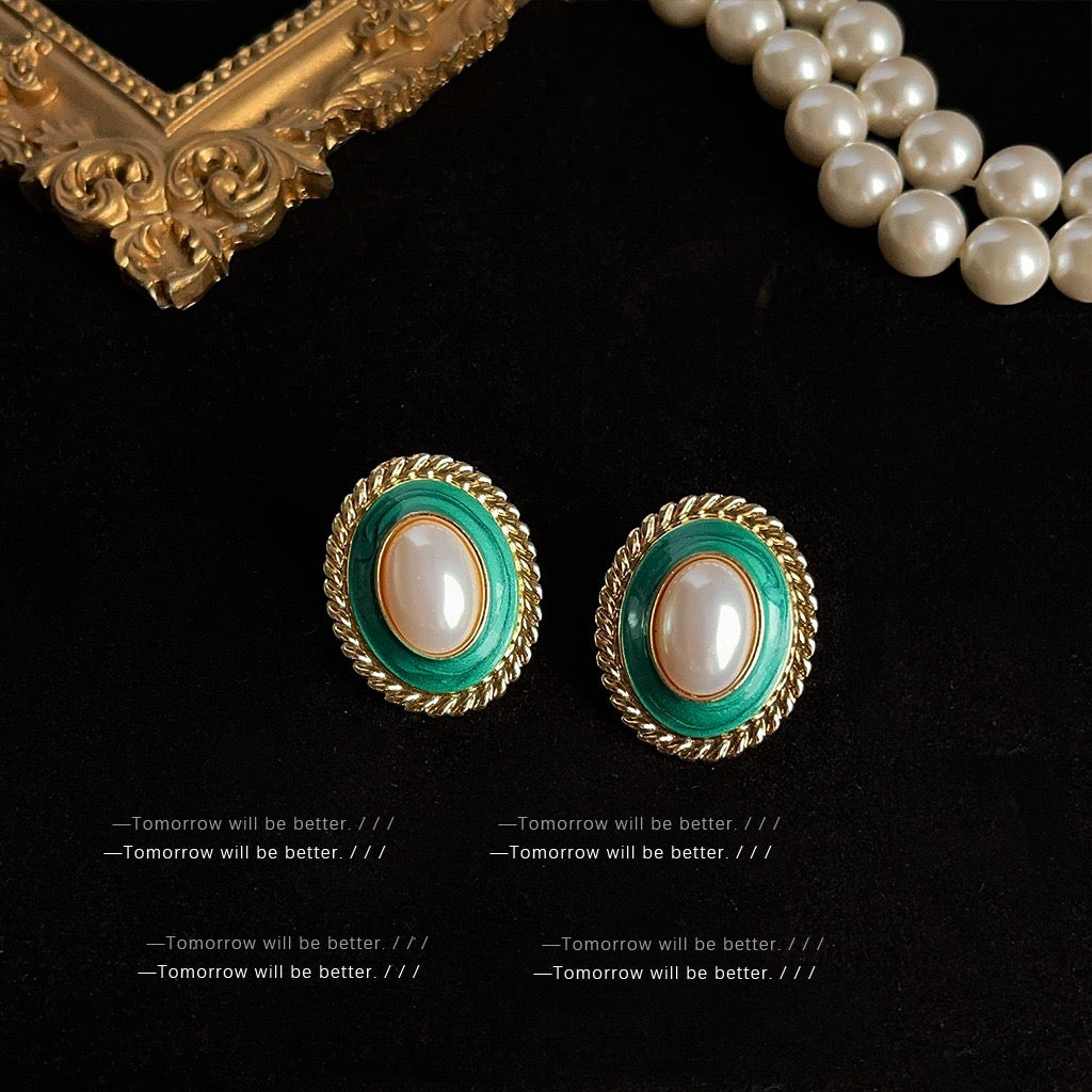 Retro Chic Stud Earrings Women Vintage Elegant Earrings Niche Luxury Fashion Fine Jewelry