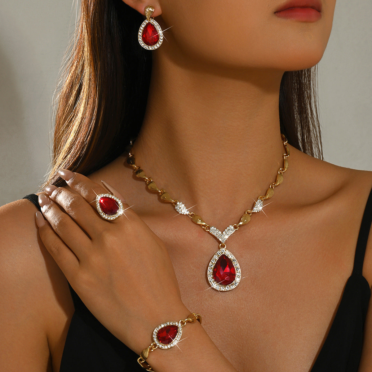 Women 4 Pcs Vintage Alloy Jewelry Set,Necklace And Earrings,Fashion Costume Accessories For Daily Party Occasion