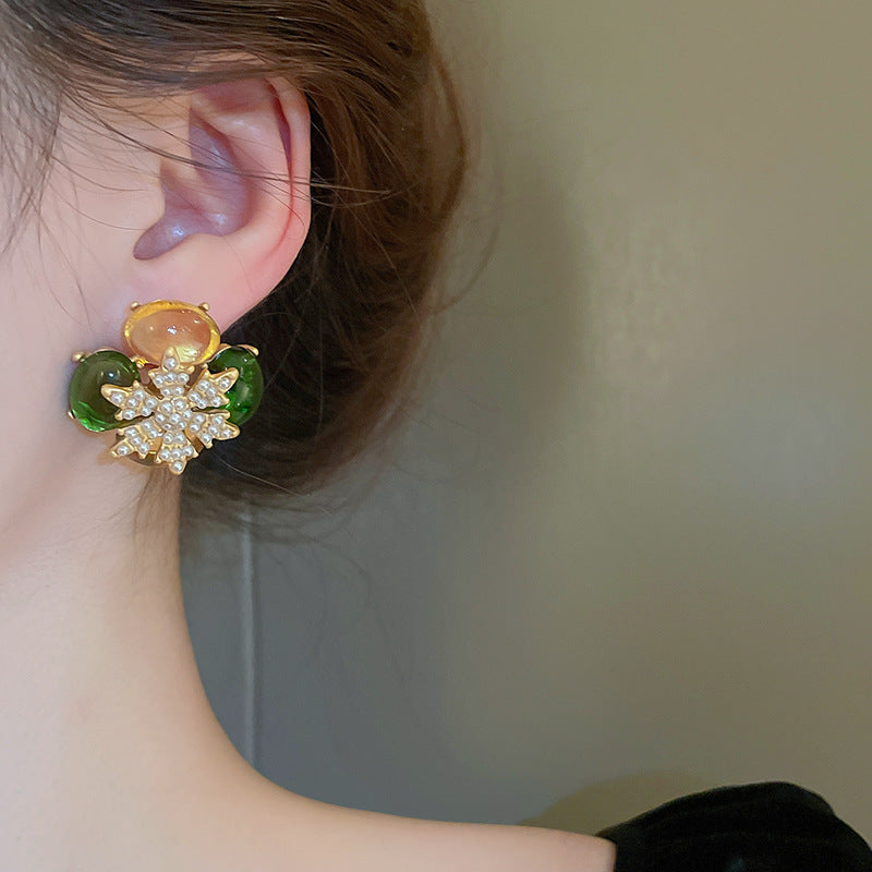 New Arrival Vintage Earrings Women Silver Needle Light Luxury Stud Earrings Fashion