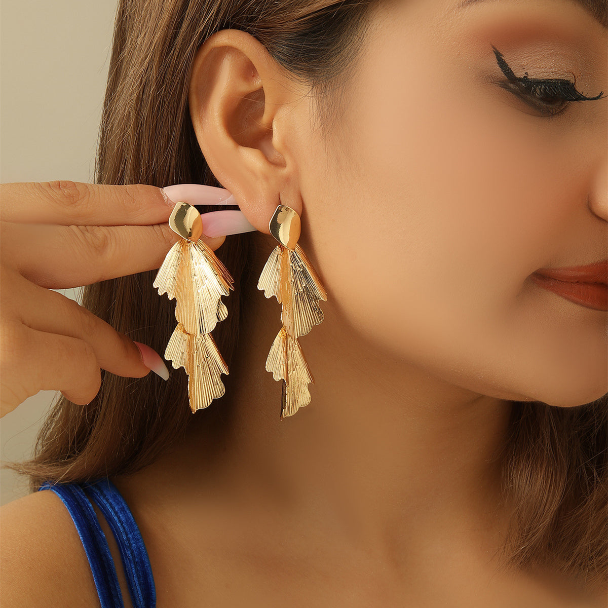Fashion Designer Smooth Polished Metal Folding Drop Stud Earrings For Women, Vintage Geometric Petal Shape Trend Ladies Ear Jewelry