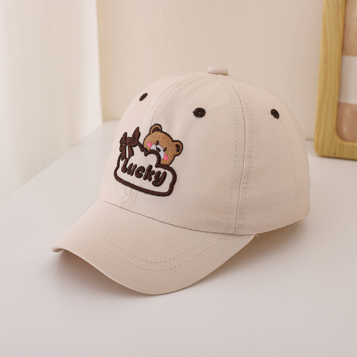 Children's Single-color Cute Little Bear Bow Tie Embroidered Adjustable Simple Casual Baseball Cap Suitable For Travel And Sports