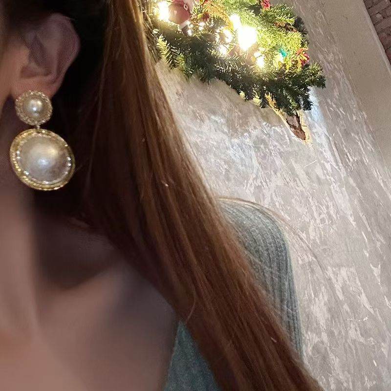 Korean Style Geometric Round Diamond-Studded Drop Earrings, Retro Cotton Pearl Earrings, Light Luxury Niche Premium Jewelry For Women