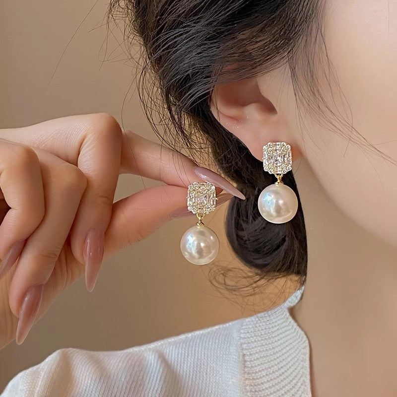 High End S925 Silver Pearl Stud Earrings Female Elegant Temperament Minimalist Fashion Jewelry