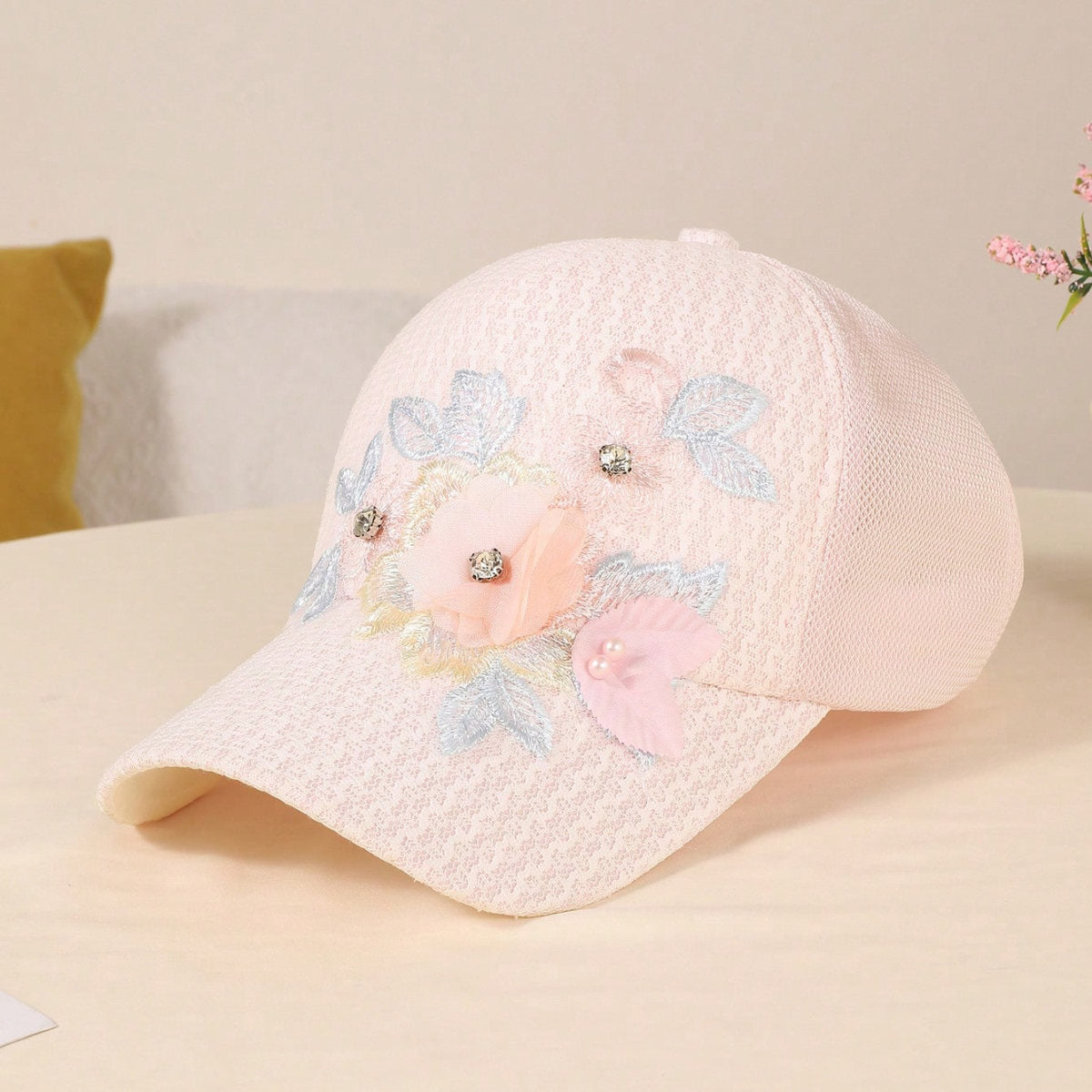Summer Women's Embroidered Flower Breathable Mesh Fashion Trend Baseball Cap Suitable For Outdoor Outings And Daily Use